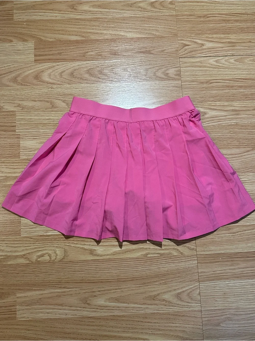 ALO Yoga Bright Pink Pleated Skater Skirt